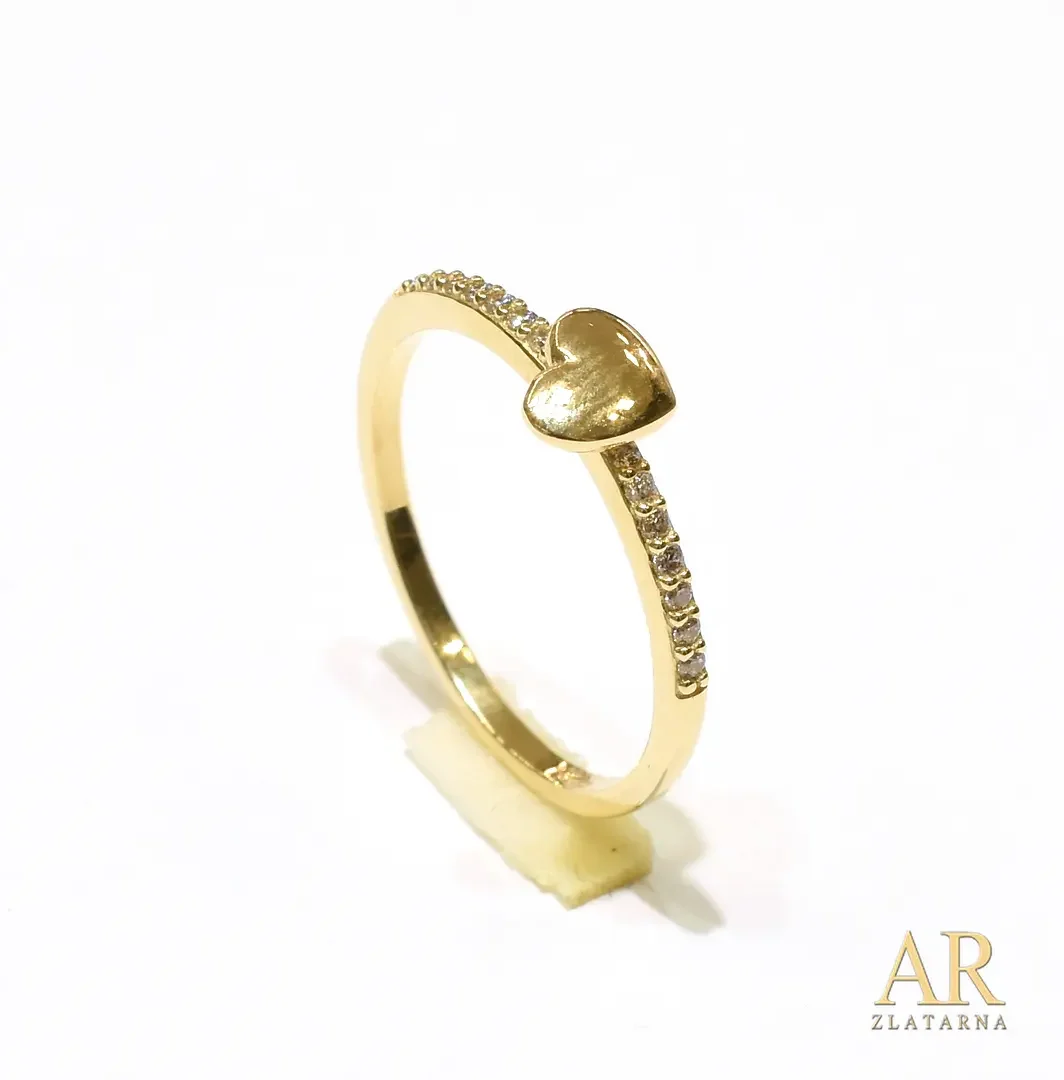 Zlatni prsten Srce s cirkonima Model 1