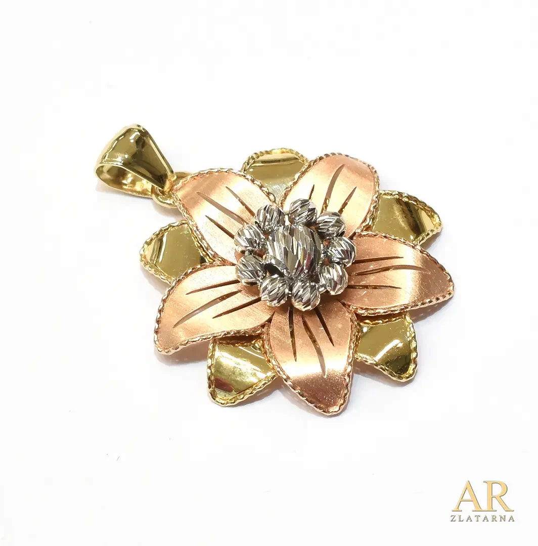 Zlatni privjesak  Cvijet bijelo žuto i roze zlato 