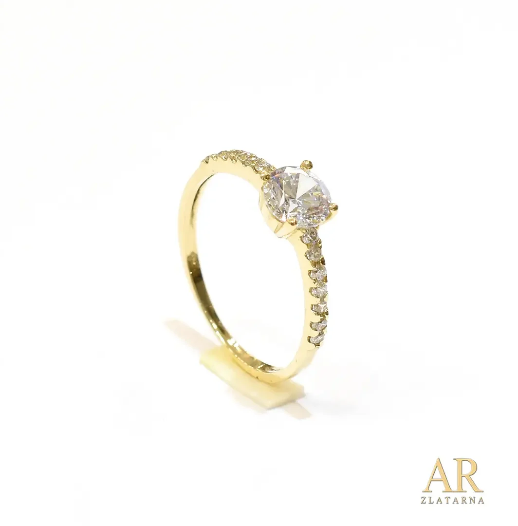 Zlatni zaručnički prsten sa  cirkonima, četverokraka kruna