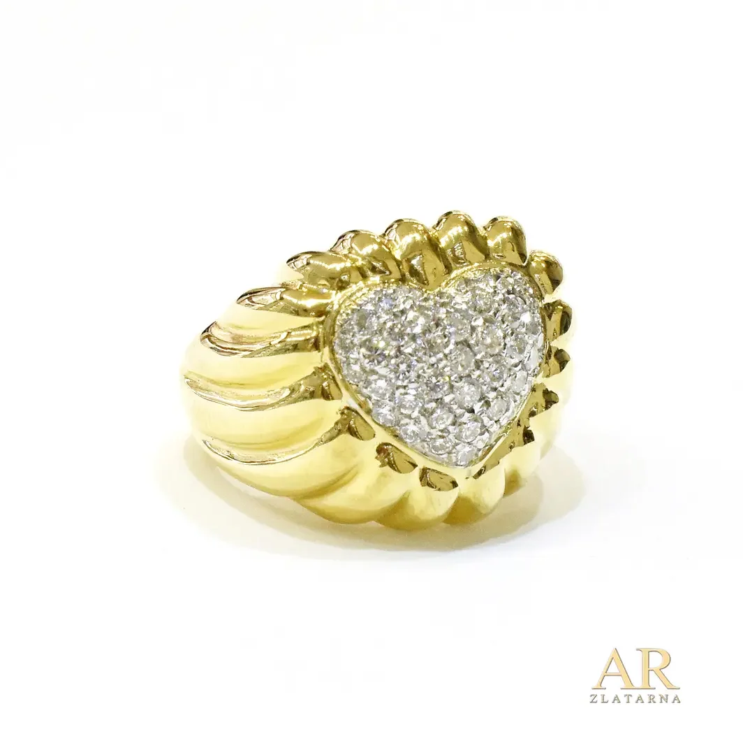Zlatni prsten Srce s 0.75ct  dijamantima 