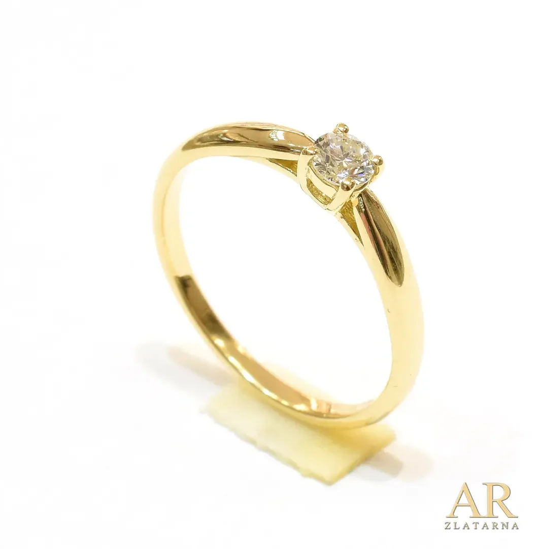 Zlatni zaručnički prsten s  0.20ct dijamantom Model 5