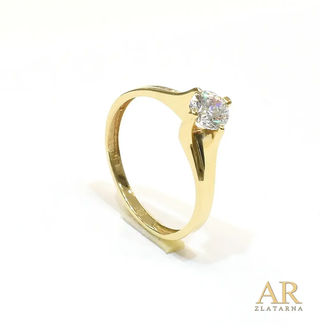 Zlatni zaručnički prsten sa  cirkonom u četverokrakoj kruni Model 2
