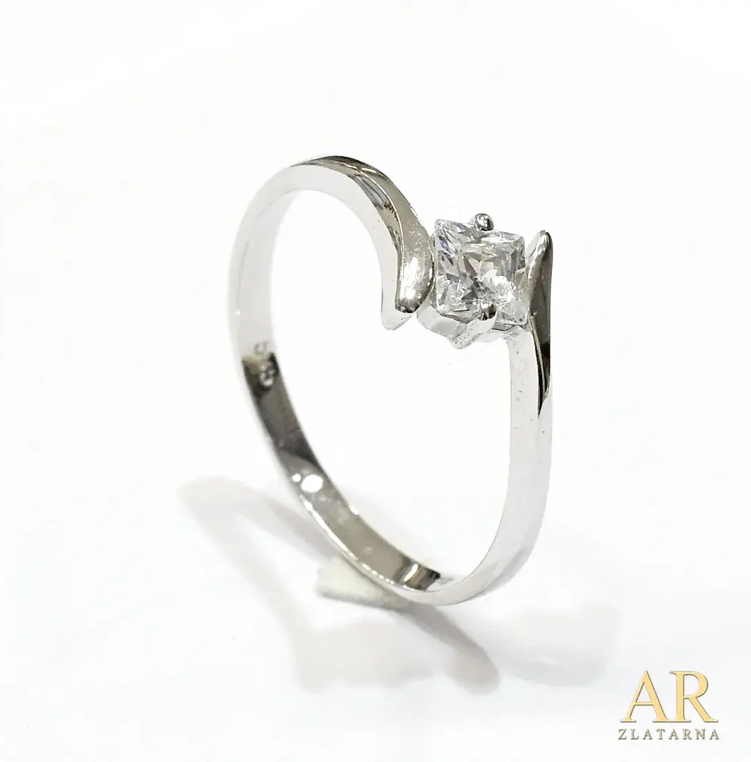 Zlatni zaručnički prsten  bijelo zlato uvijeni sa cirkonom Model 1