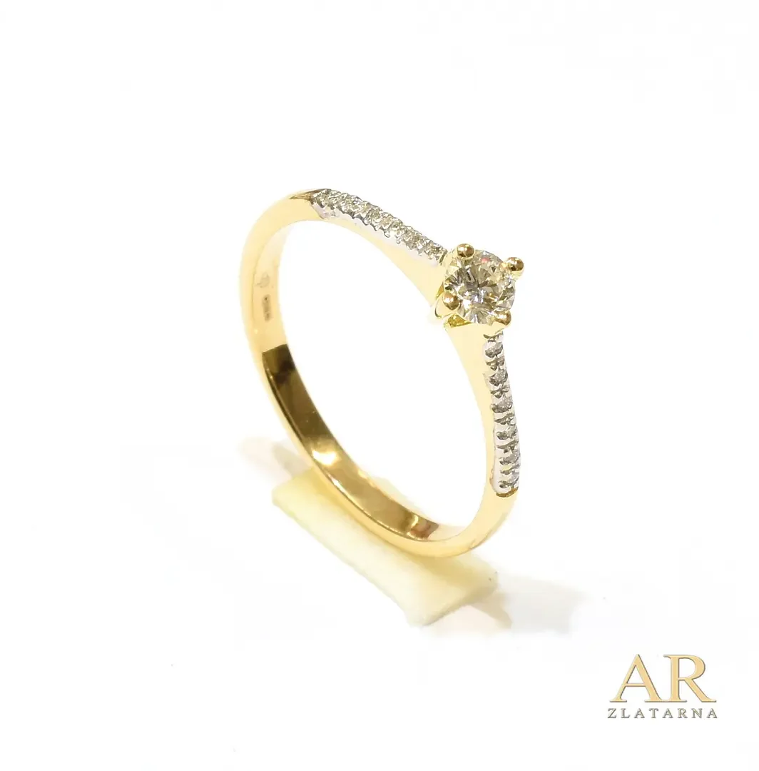 Zlatni zaručnički prsten s 0.26ct dijamantima u četverokrakoj kruni