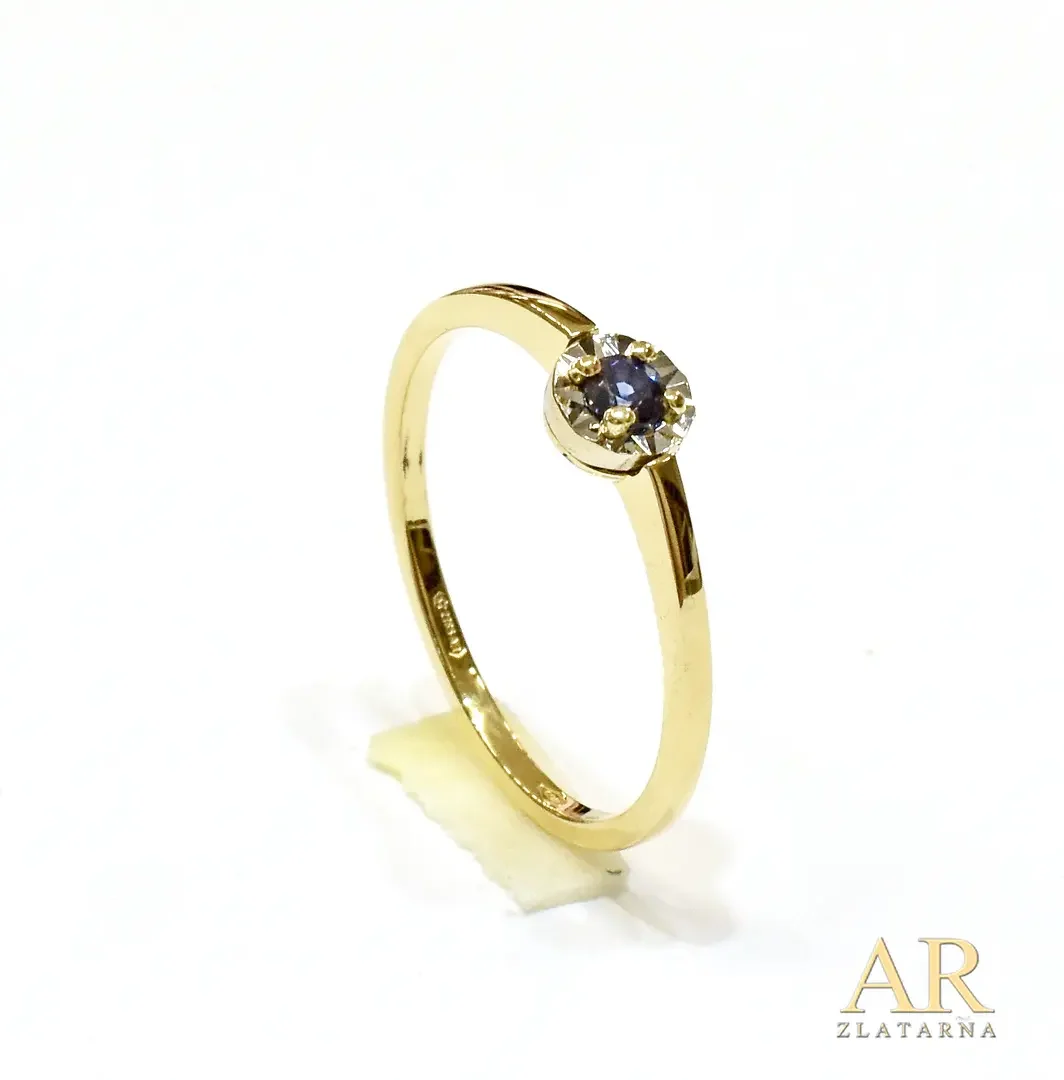 Zlatni prsten s 0.15ct safirom  u kruni