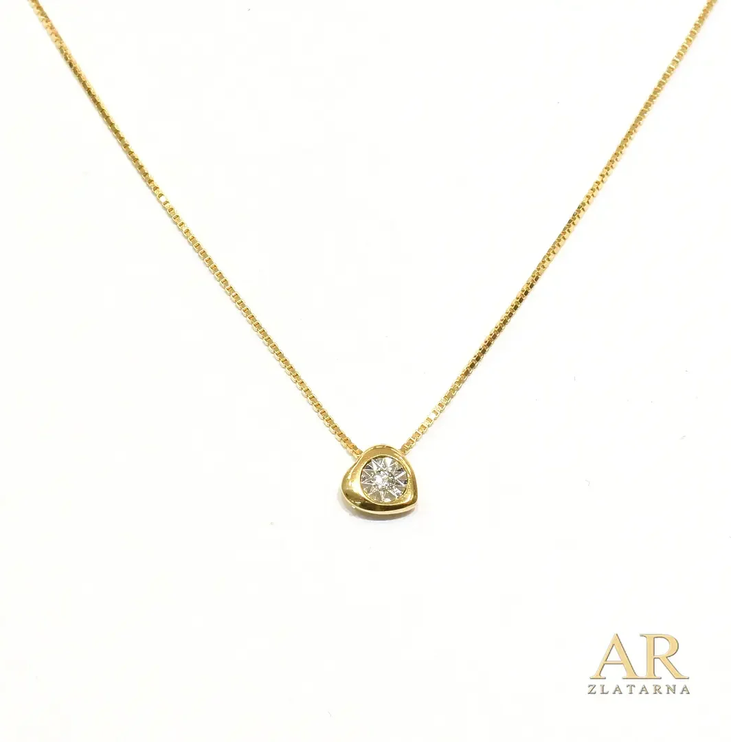 Zlatna ogrlica s 0.015ct dijamantom Trokut
