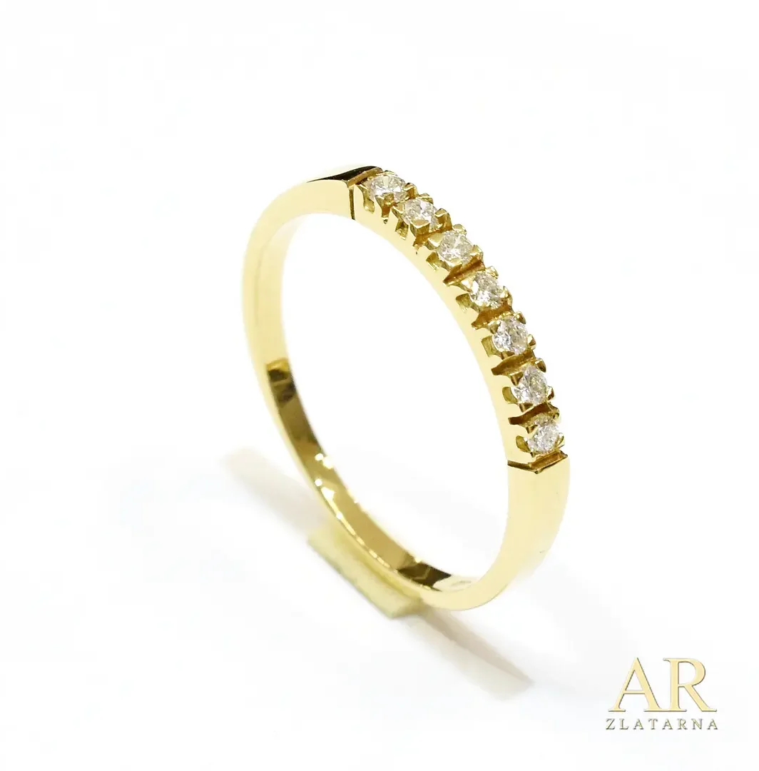 Zlatni  zaručnički prsten s 0.14ct dijamantima