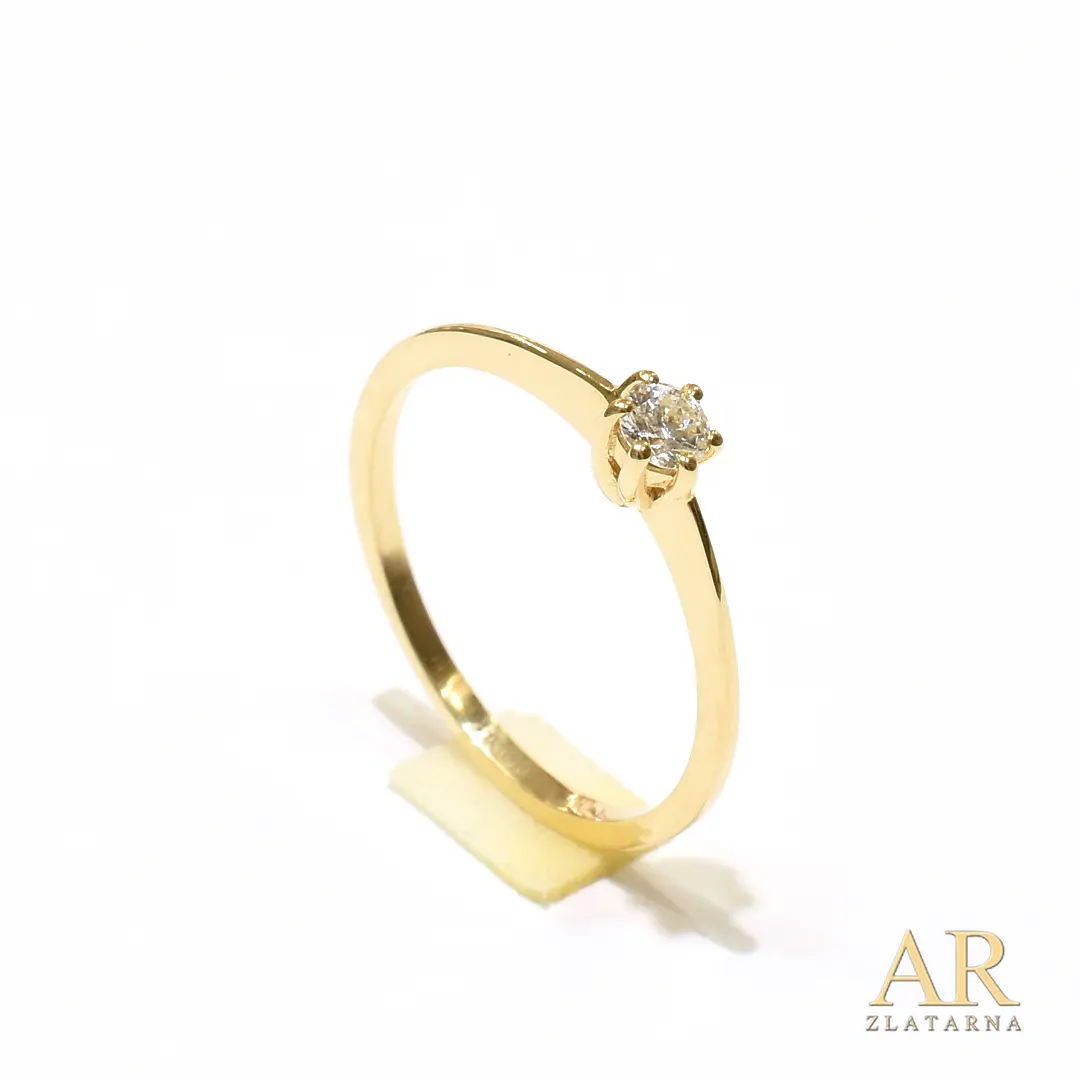 Zlatni zaručnički prsten s 0.15ct dijamantom Model 10