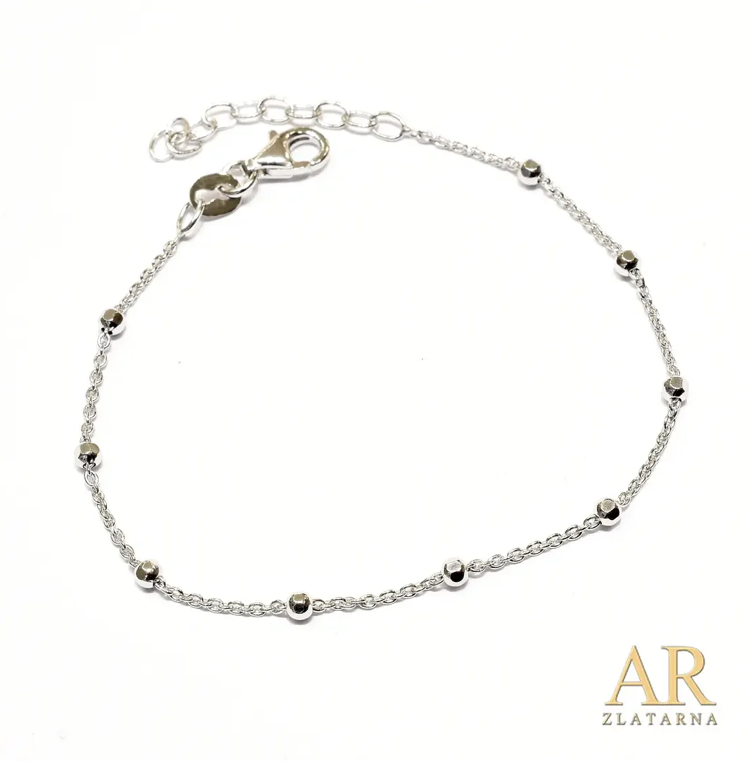 Srebrna narukvica sa malim Kuglicama