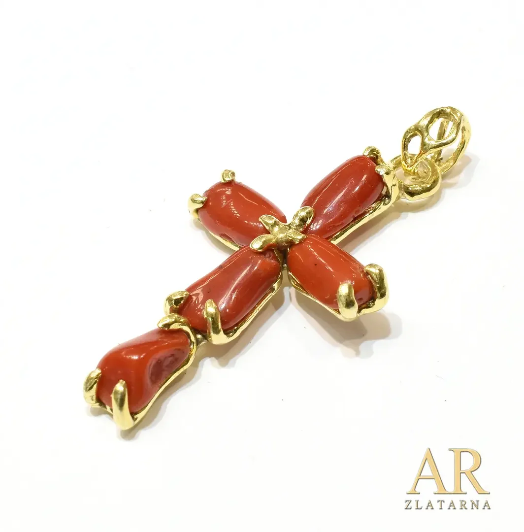 Srebrni pozlaćeni Križ s koraljima Model 3