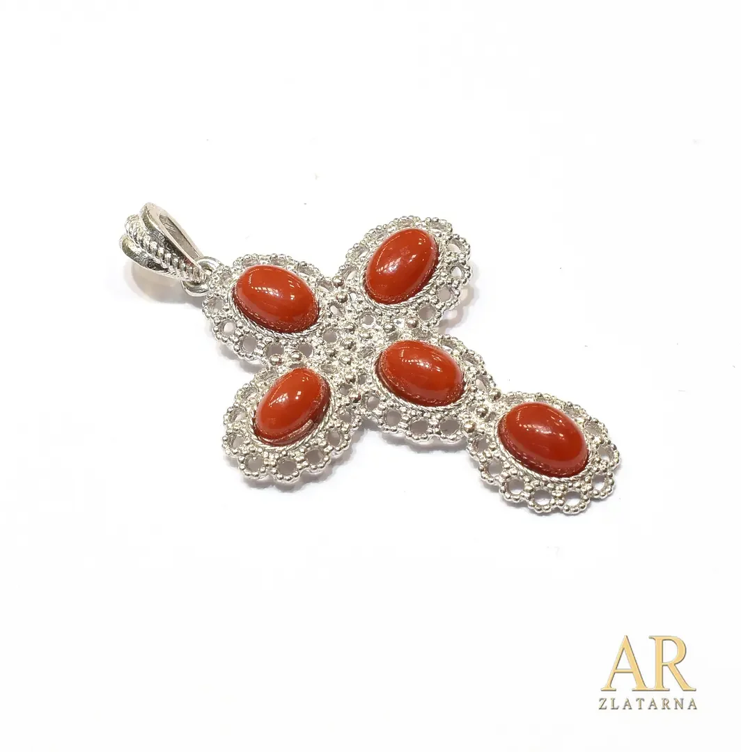 Srebrni križ Filigran sa koraljima Model 1