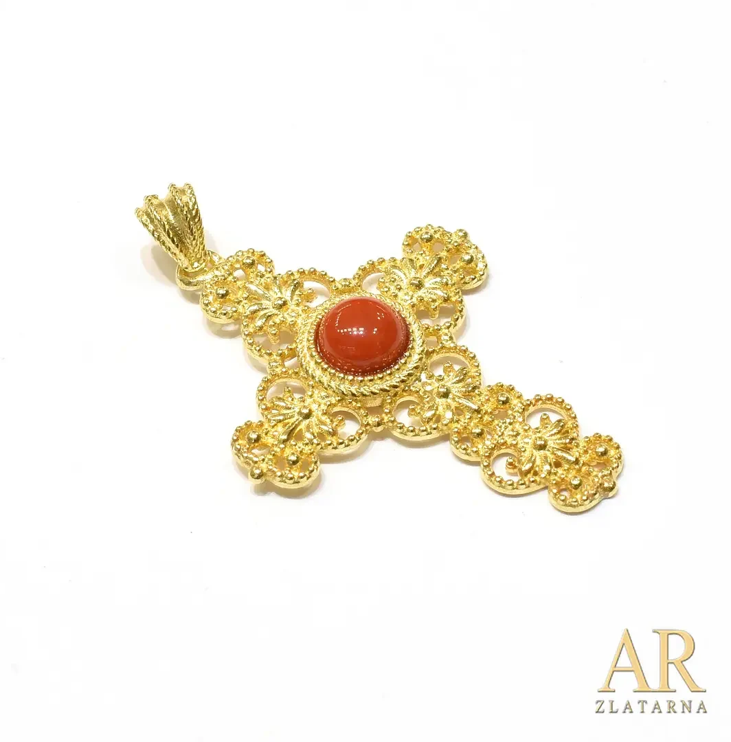 Srebrni pozlaćeni križ Filigran sa koraljem Model 3