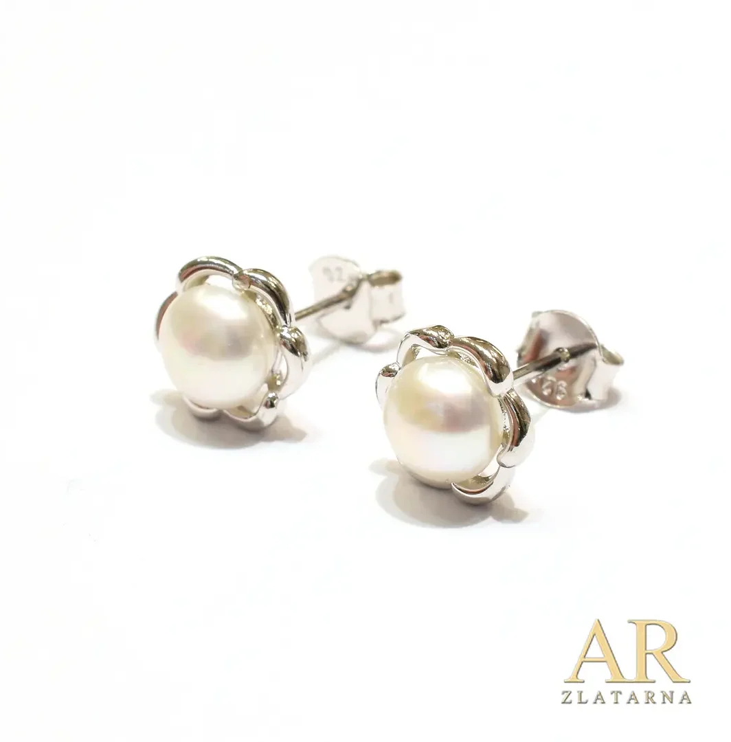 Srebrne naušnice sa Biserima Model 3