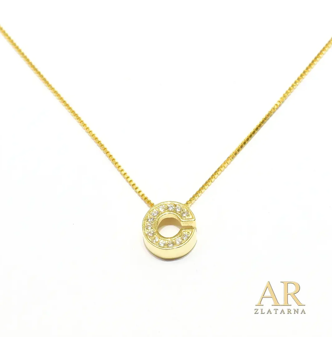 Srebrna pozlaćena ogrlica slovo C