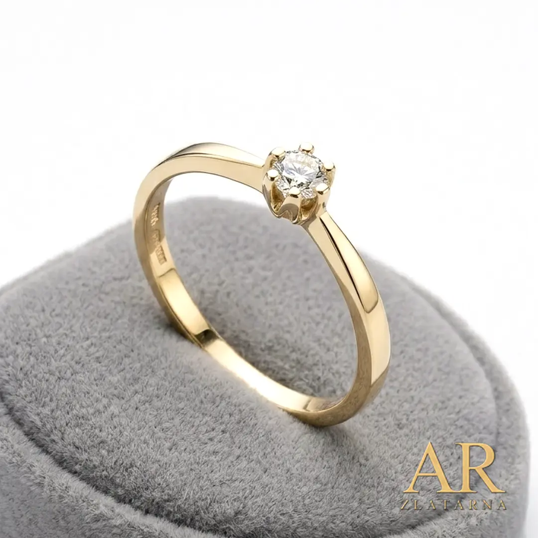 Zlatni prsten sa dijamantom 0.15 ct u šesterokrakoj kruni Model 2